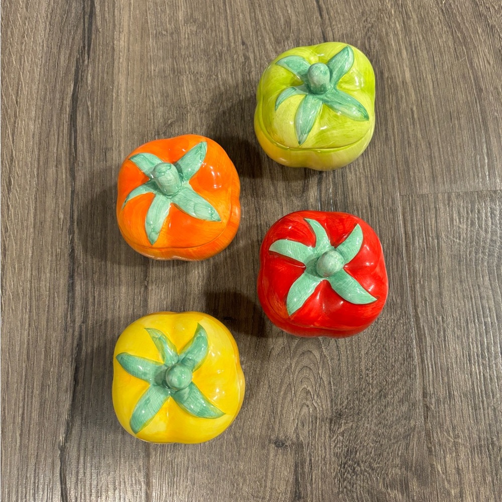 Vintage Ceramic Bell Peppers Set of 4 Bowls with Condiment Jars/ Lids 1940-50’s